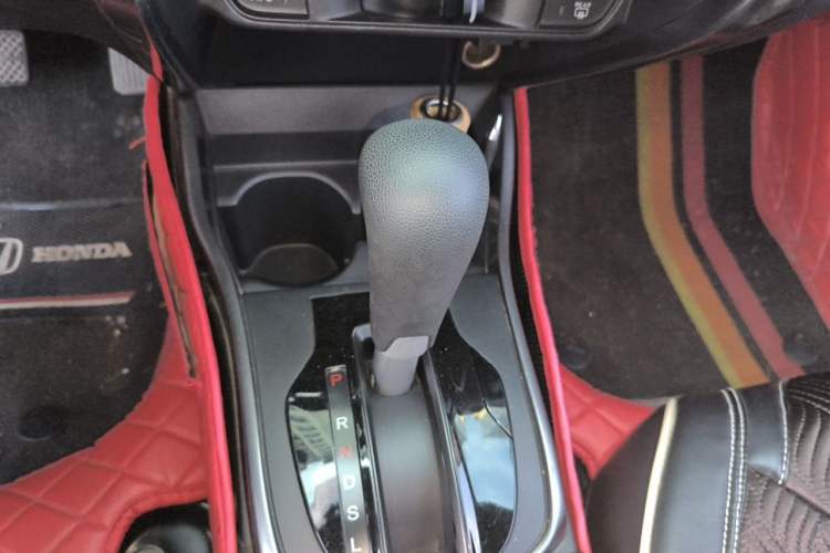 Used Honda Greiz 2016 1.5L CVT Classic Edition Gear Lever