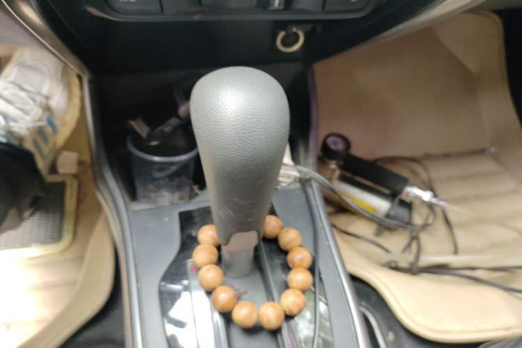Used Honda Greiz 2016 1.5L CVT Classic Edition Gear Lever