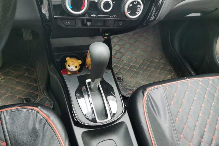Used Honda Greiz 2016 1.5L CVT Comfort Version Gear Lever