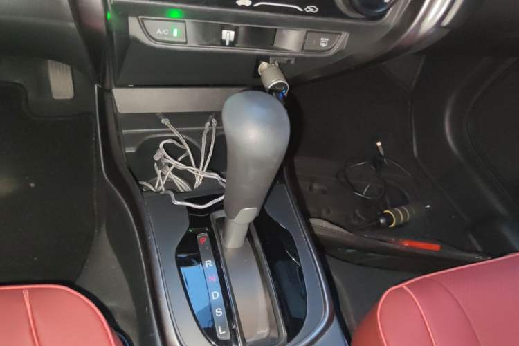 Used Honda Greiz 2016 1.5L CVT Classic Edition Gear Lever