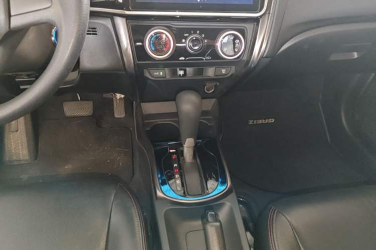Used Honda Greiz 2016 1.5L CVT Classic Edition Gear Lever