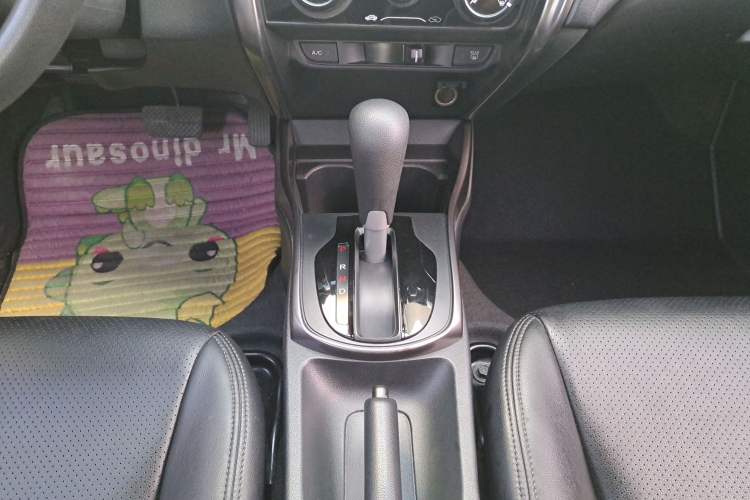 Used Honda Greiz 2016 1.5L CVT Classic Edition Gear Lever