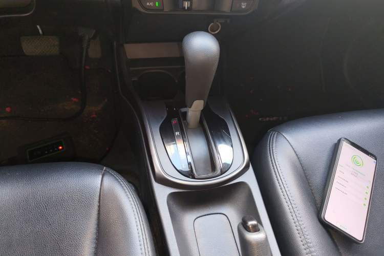 Used Honda Greiz 2016 1.5L CVT Classic Edition Gear Lever