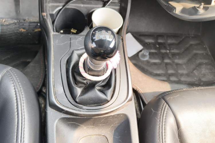 Used Honda Greiz 2016 1.5L Manual Classic Edition Gear Lever