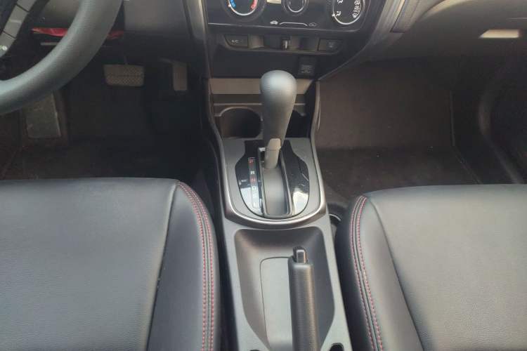 Used Honda Greiz 2016 1.5L CVT Classic Edition Gear Lever