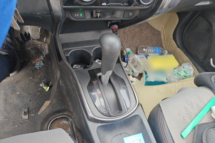 Used Honda Greiz 2016 1.5L CVT Classic Edition Gear Lever
