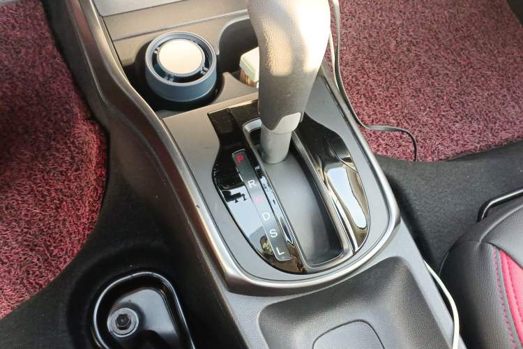 Used Honda Greiz 2016 1.5L CVT Classic Edition Gear Lever
