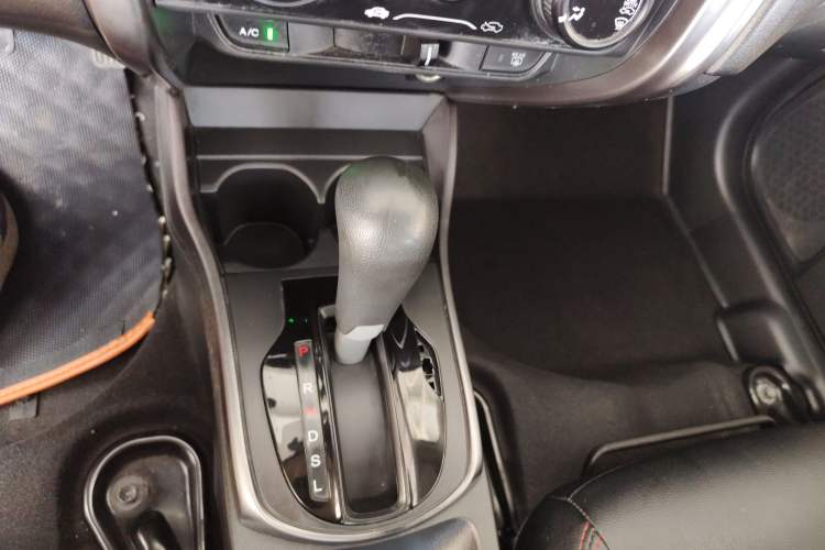 Used Honda Greiz 2016 1.5L CVT Classic Edition Gear Lever
