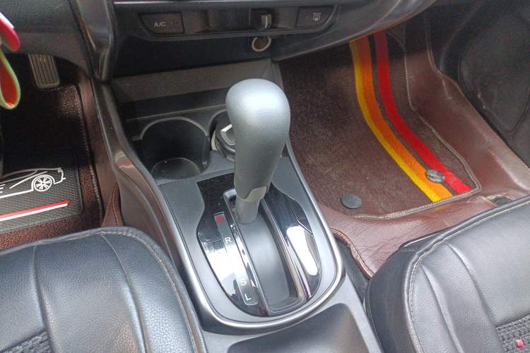 Used Honda Greiz 2016 1.5L CVT Classic Edition Gear Lever