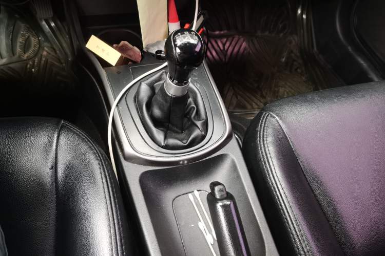 Used Honda Greiz 2016 1.5L Manual Classic Edition Gear Lever