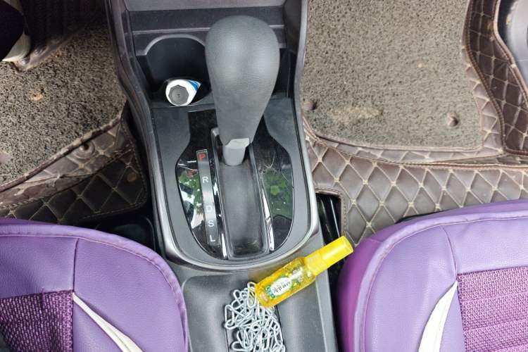 Used Honda Greiz 2016 1.5L CVT Classic Edition Gear Lever