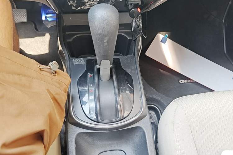 Used Honda Greiz 2016 1.5L CVT Classic Edition Gear Lever