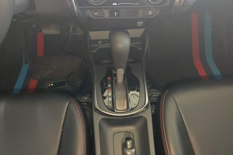 Used Honda Greiz 2016 1.5L CVT Classic Edition Gear Lever