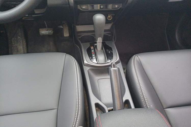 Used Honda Greiz 2016 1.5L CVT Classic Edition Gear Lever