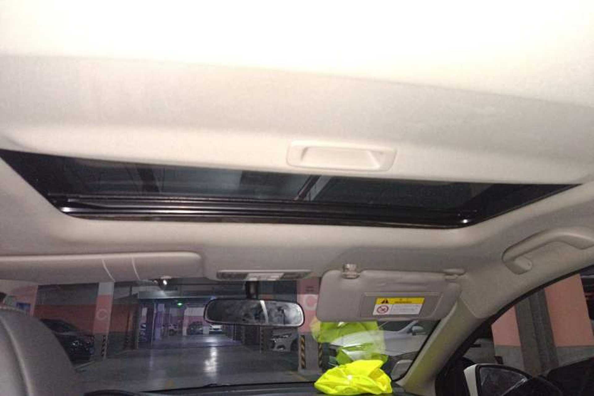 Used Honda Greiz 2016 1.5L CVT Luxury Edition Headliner
