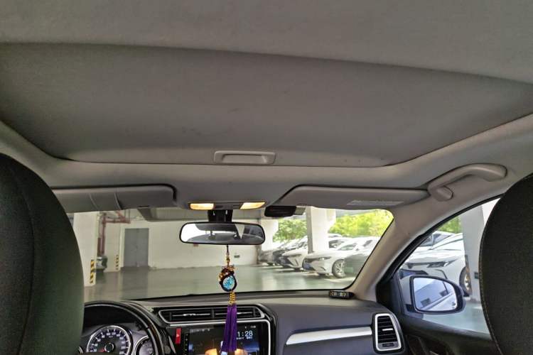 Used Honda Greiz 2016 1.5L CVT Luxury Edition Headliner
