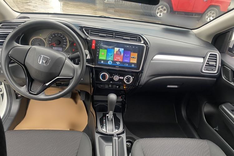 Used Honda Greiz 2016 1.5L CVT Fashion Edition Interior 1