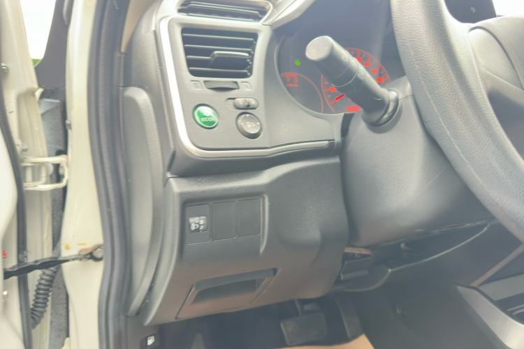 Used Honda Greiz 2016 1.5L CVT Classic Edition Interior 6