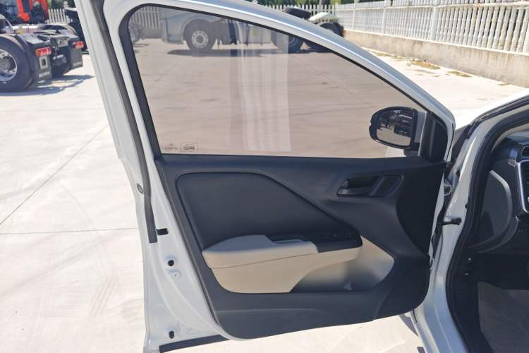 Used Honda Greiz 2016 1.5L CVT Classic Edition Left Front Door Interior