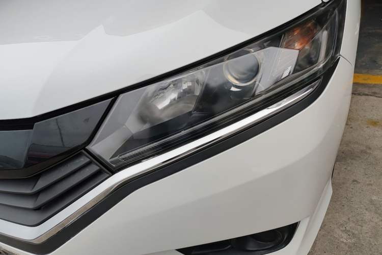 Used Honda Greiz 2016 1.5L CVT Classic Edition Left Front Headlight