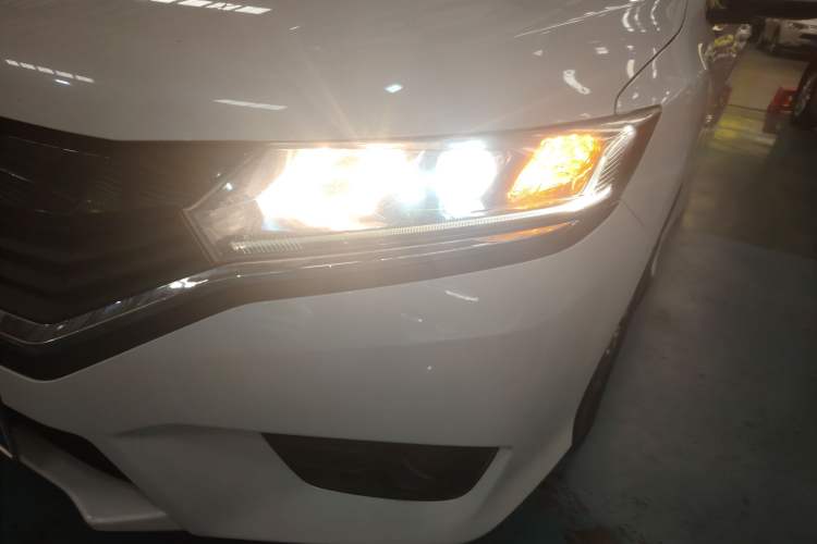 Used Honda Greiz 2016 1.5L CVT Classic Edition Left Front Headlight