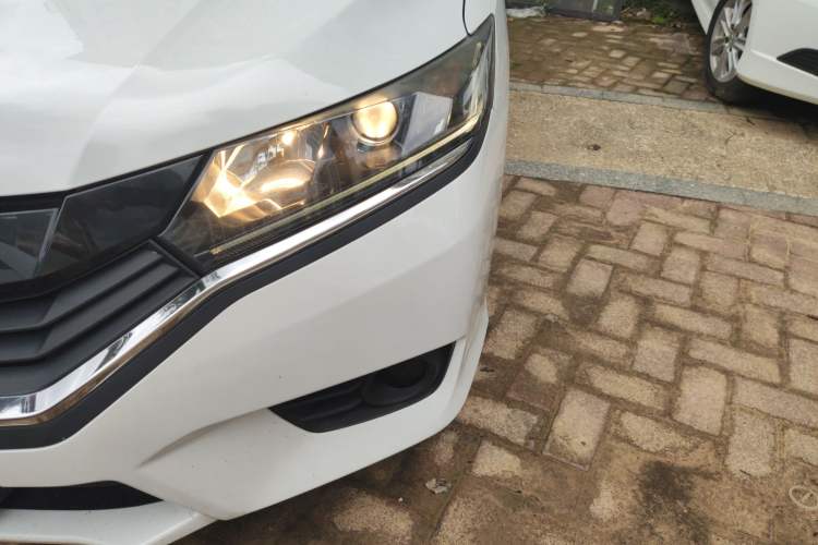 Used Honda Greiz 2016 1.5L CVT Classic Edition Left Front Headlight