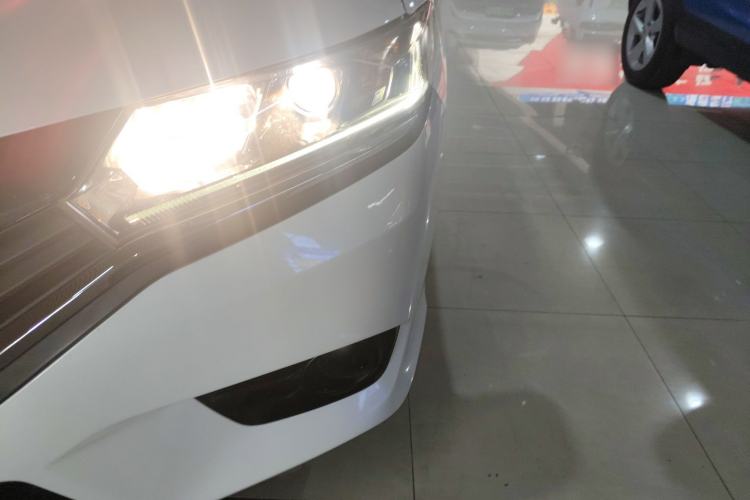 Used Honda Greiz 2016 1.5L CVT Classic Edition Left Front Headlight