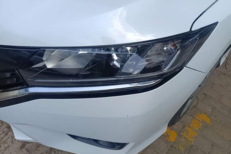 Used Honda Greiz 2016 1.5L CVT Comfort Version Left Front Headlight