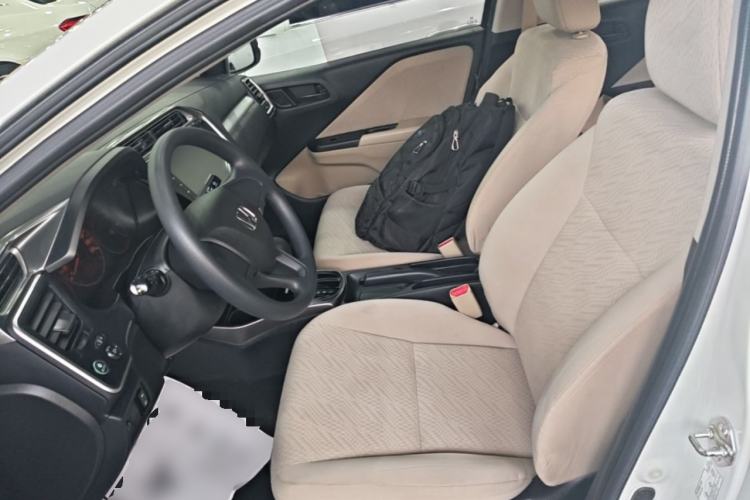 Used Honda Greiz 2016 1.5L CVT Classic Edition Left Front Seat