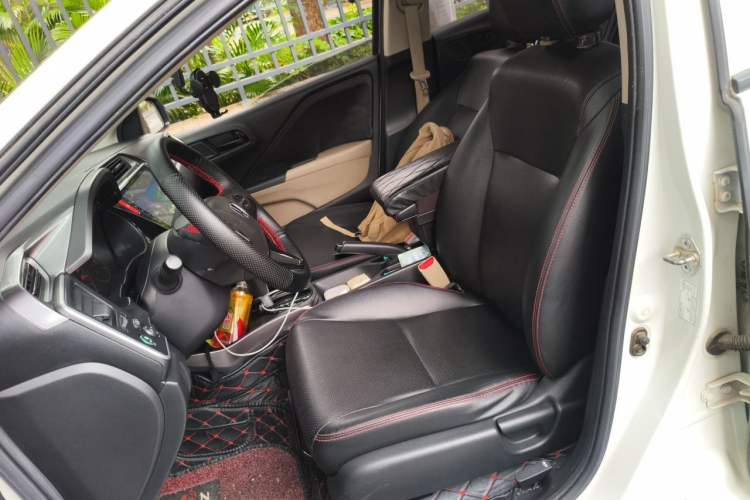 Used Honda Greiz 2016 1.5L CVT Classic Edition Left Front Seat