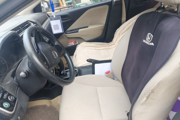 Used Honda Greiz 2016 1.5L CVT Classic Edition Left Front Seat