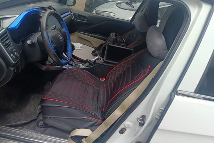 Used Honda Greiz 2016 1.5L CVT Comfort Version Left Front Seat