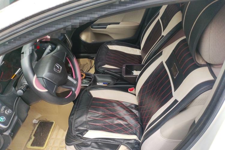 Used Honda Greiz 2016 1.5L CVT Classic Edition Left Front Seat