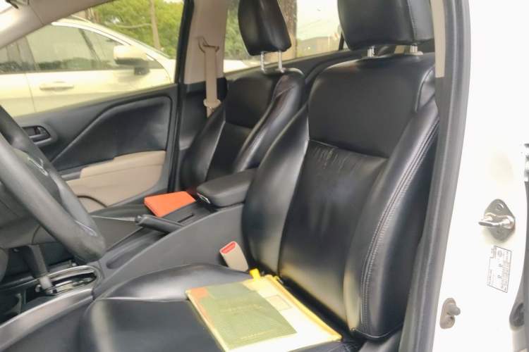 Used Honda Greiz 2016 1.5L CVT Classic Edition Left Front Seat