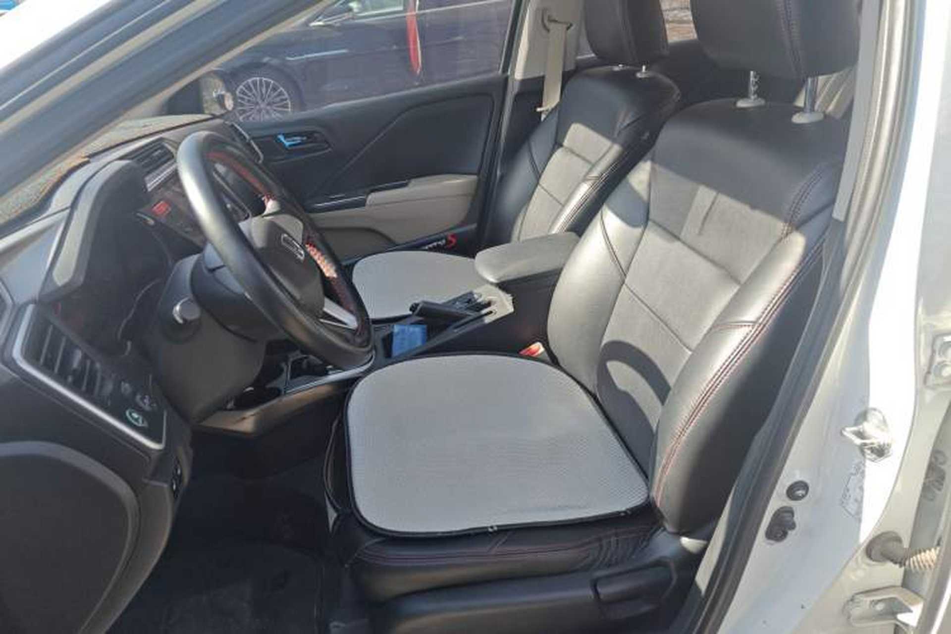 Used Honda Greiz 2016 1.5L CVT Classic Edition Left Front Seat