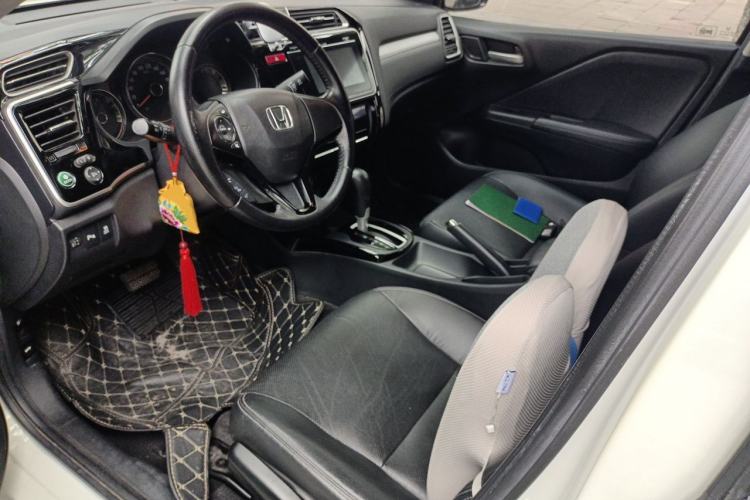 Used Honda Greiz 2016 1.5L CVT Luxury Edition Left Front Seat