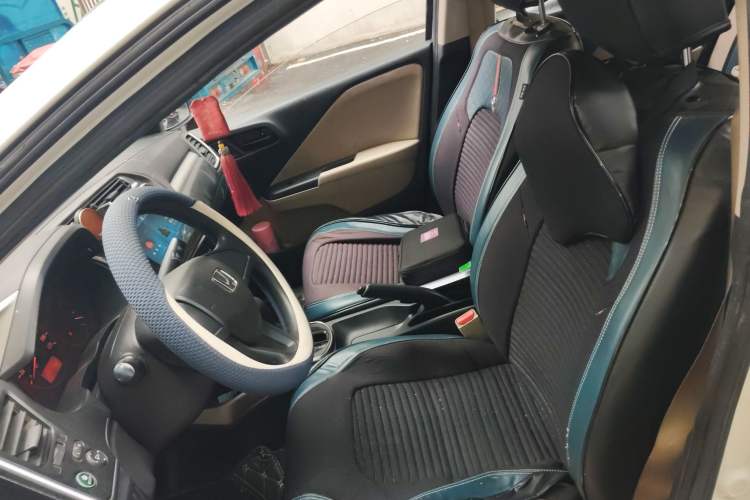 Used Honda Greiz 2016 1.5L CVT Classic Edition Left Front Seat