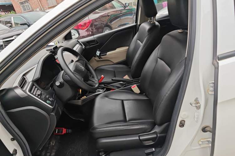 Used Honda Greiz 2016 1.5L CVT Classic Edition Left Front Seat