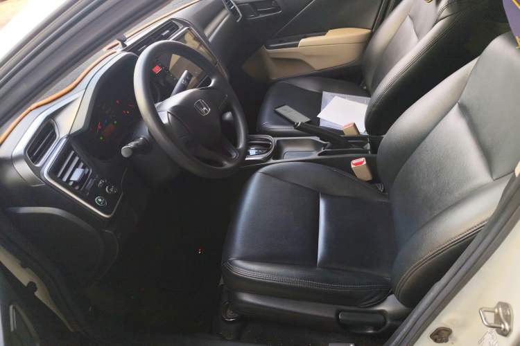 Used Honda Greiz 2016 1.5L CVT Classic Edition Left Front Seat