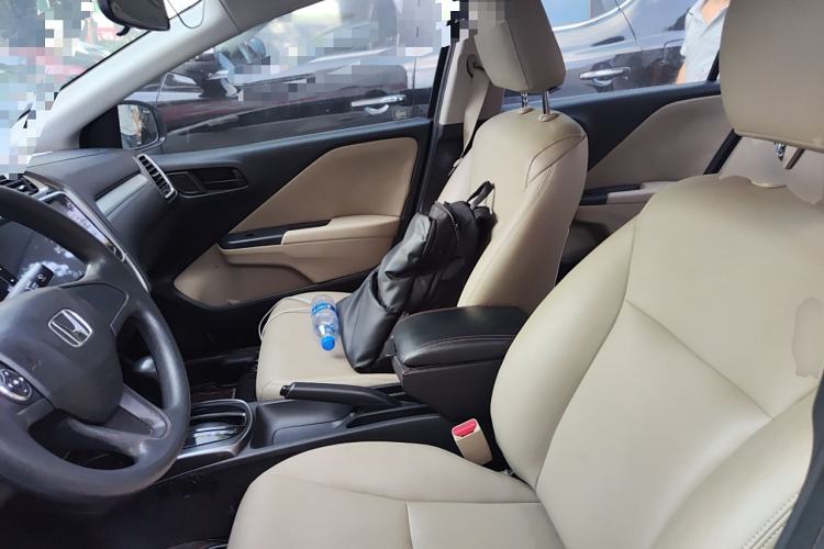 Used Honda Greiz 2016 1.5L CVT Comfort Version Left Front Seat
