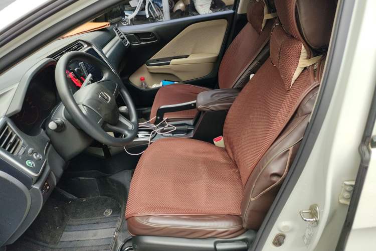 Used Honda Greiz 2016 1.5L CVT Classic Edition Left Front Seat