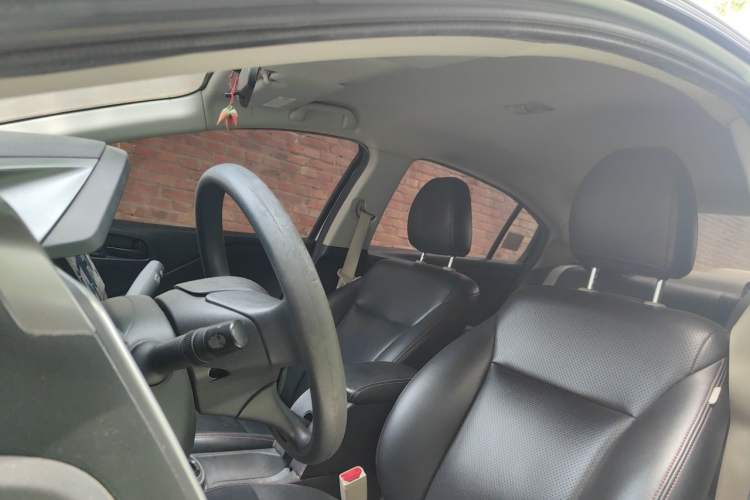 Used Honda Greiz 2016 1.5L CVT Classic Edition Left Front Seat