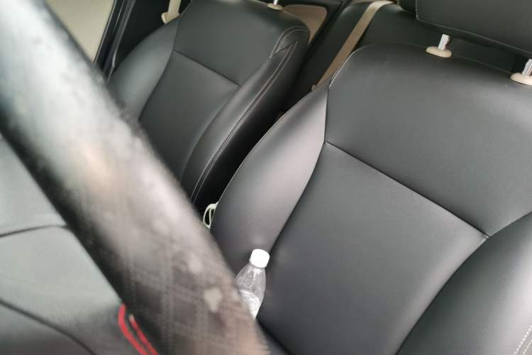 Used Honda Greiz 2016 1.5L CVT Classic Edition Left Front Seat