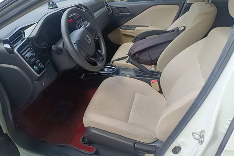 Used Honda Greiz 2016 1.5L CVT Comfort Version Left Front Seat
