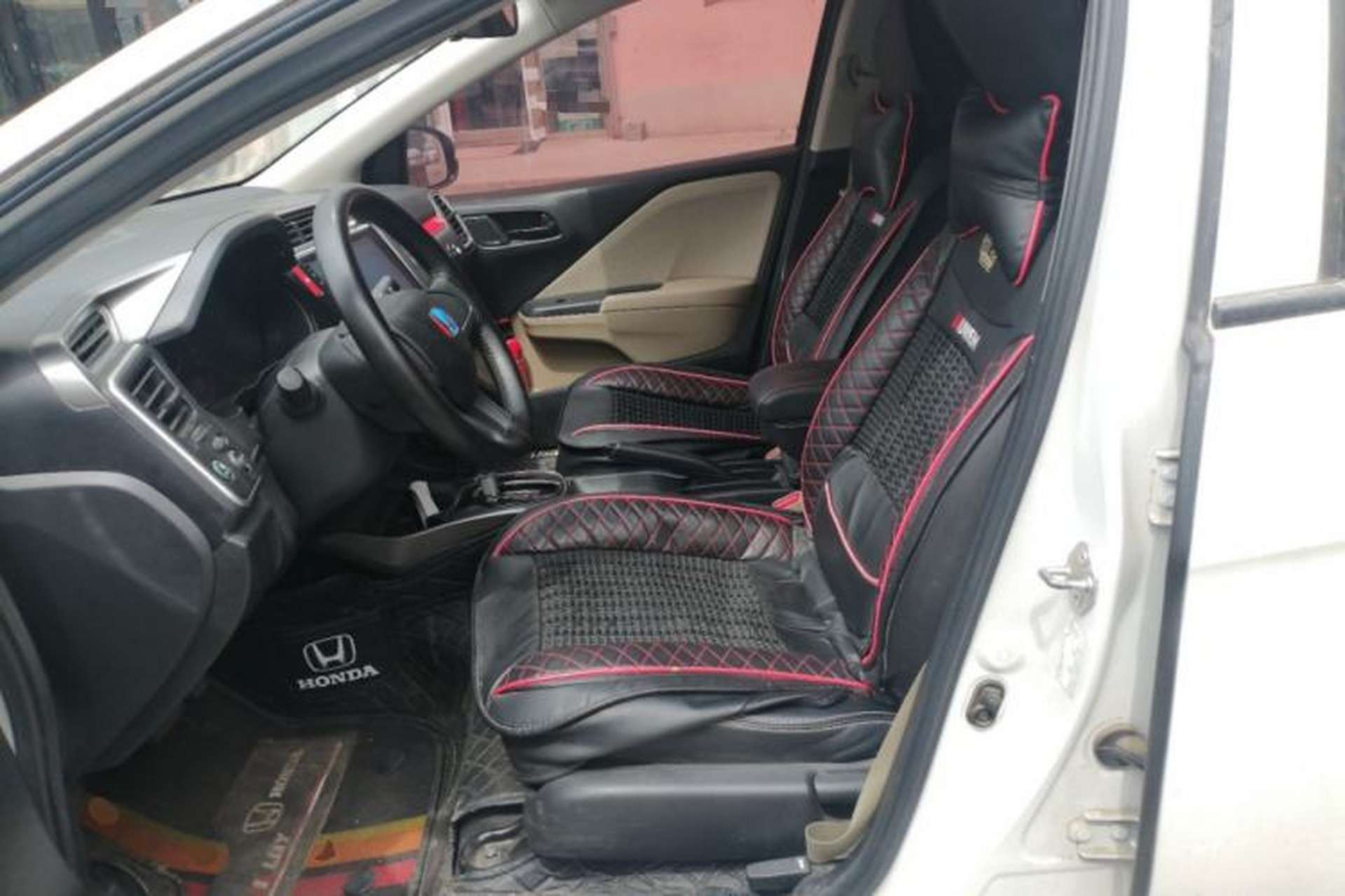 Used Honda Greiz 2016 1.5L CVT Classic Edition Left Front Seat