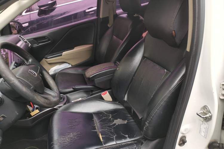 Used Honda Greiz 2016 1.5L Manual Classic Edition Left Front Seat