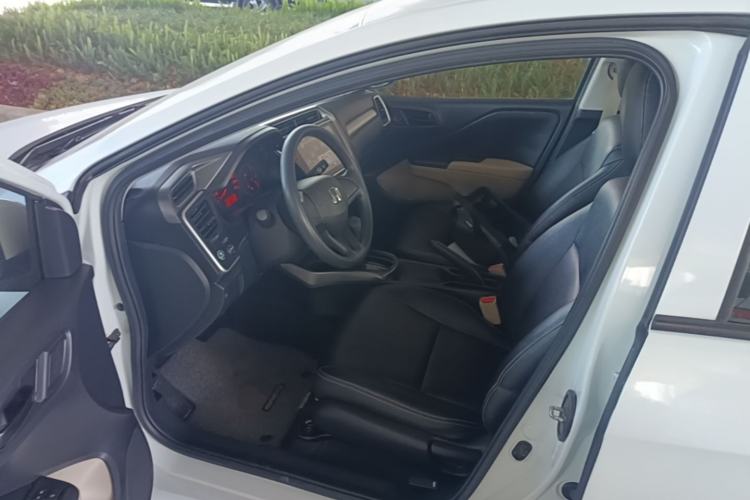 Used Honda Greiz 2016 1.5L CVT Classic Edition Left Front Seat