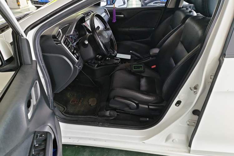 Used Honda Greiz 2016 1.5L CVT Luxury Edition Left Front Seat