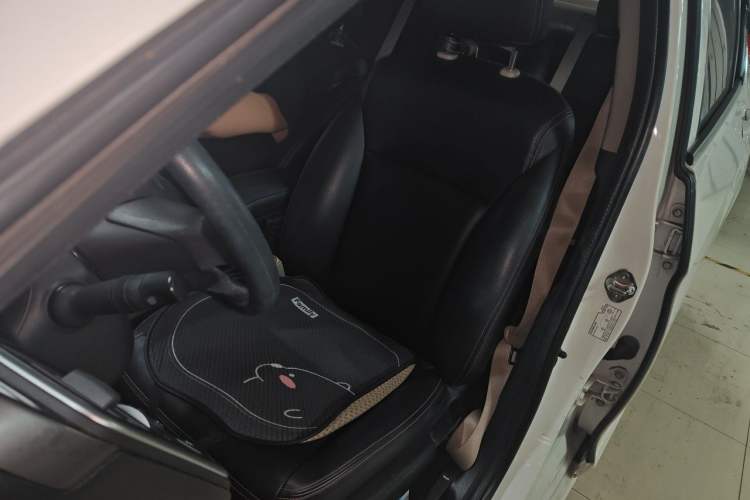 Used Honda Greiz 2016 1.5L CVT Classic Edition Left Front Seat