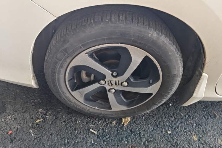 Used Honda Greiz 2016 1.5L CVT Classic Edition Left Front Wheel Hub